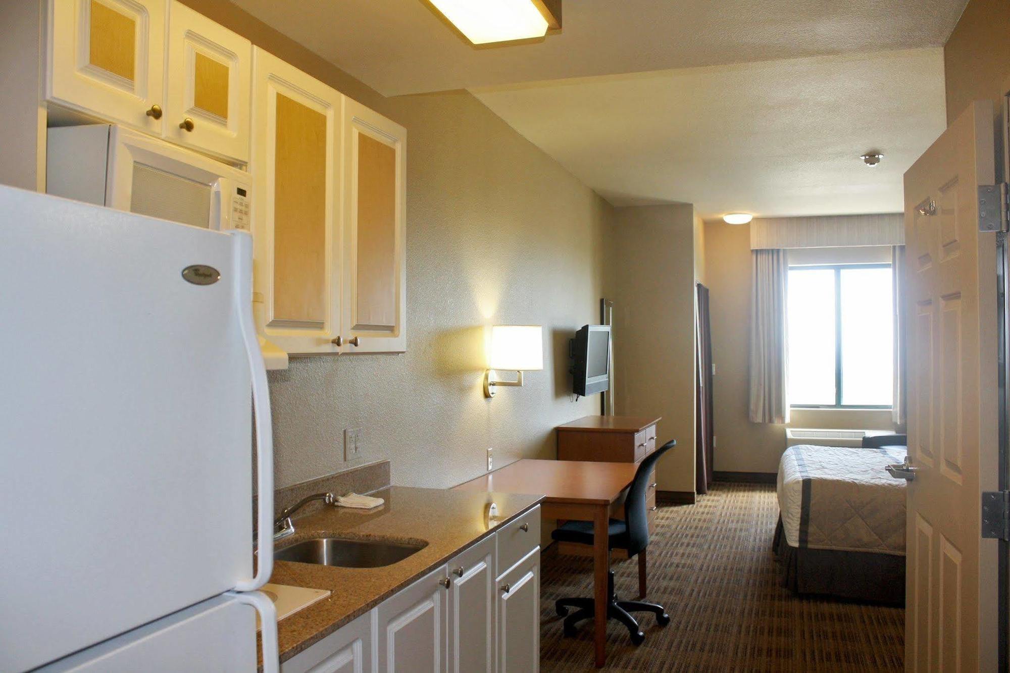 Extended Stay America Suites - San Rafael - Francisco Blvd East Екстериор снимка